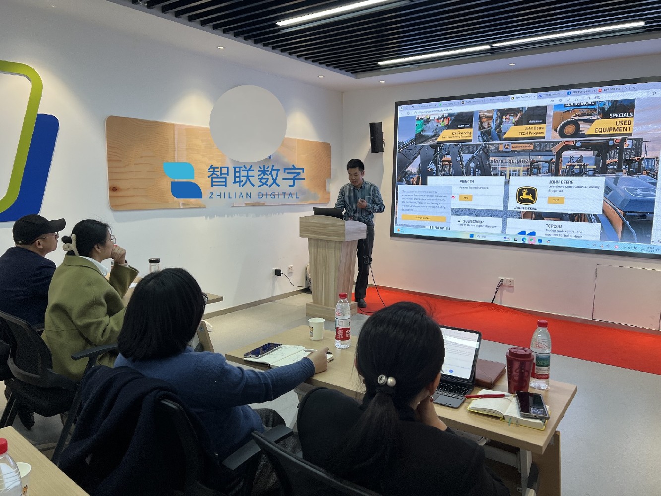 智聯(lián)數(shù)字開發(fā)區(qū)分公司2025年3月份第二次沙龍完美落幕！